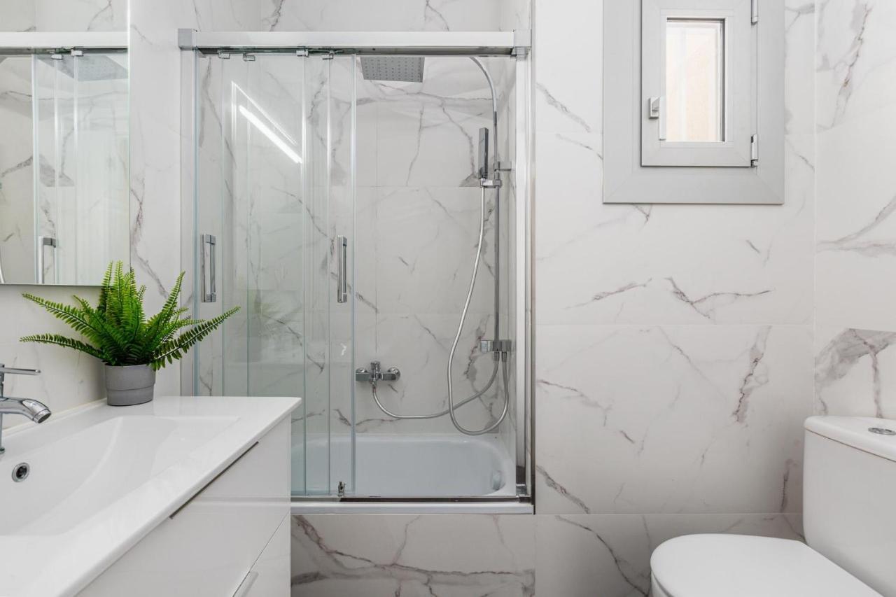 Simply Stunning - Hidden Gem, Heart Of Poble Sec Apartment Barcelona Ngoại thất bức ảnh