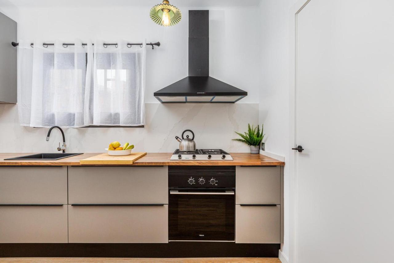 Simply Stunning - Hidden Gem, Heart Of Poble Sec Apartment Barcelona Ngoại thất bức ảnh